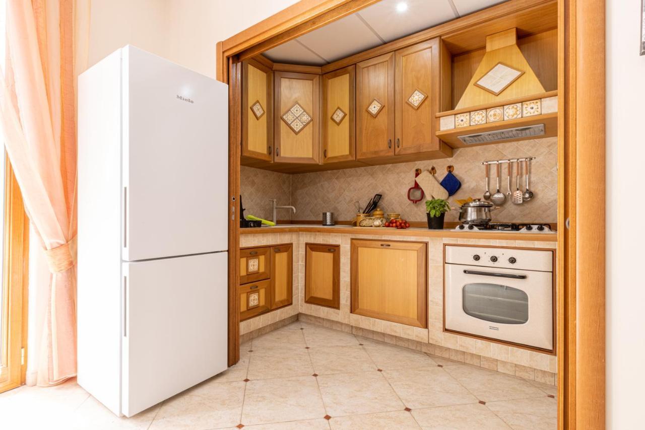 Sorrentovibes - Spacious 3 Bedrooms Apartment In Sorrento Oldtown Exterior foto