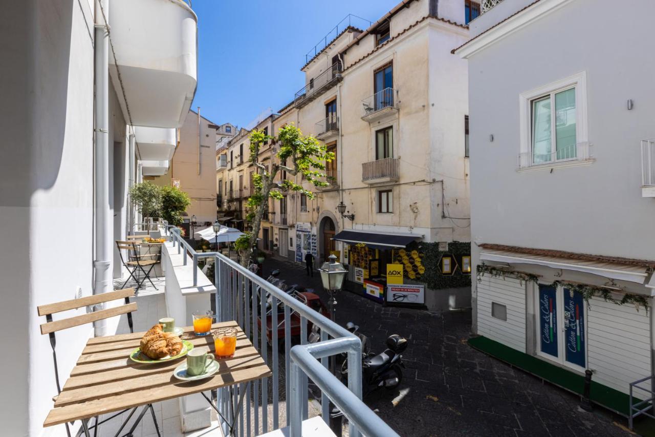 Sorrentovibes - Spacious 3 Bedrooms Apartment In Sorrento Oldtown Exterior foto